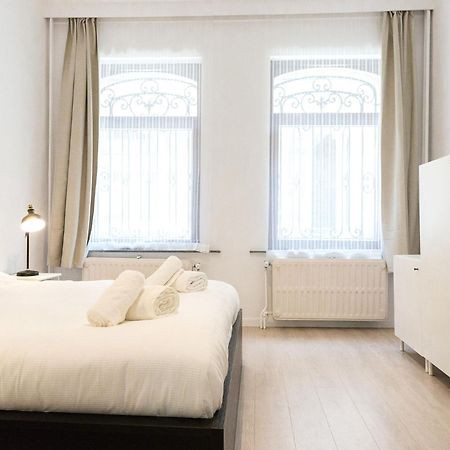 Apartment In Brussels, Degroux By Homenhancement Sa מראה חיצוני תמונה